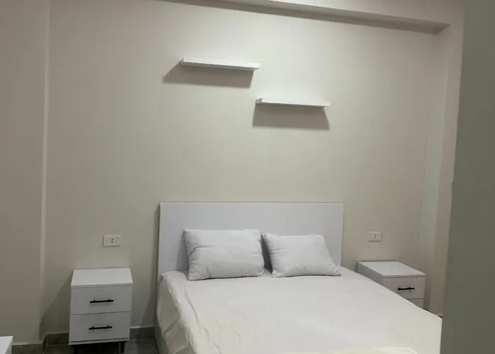 Palace View Apartment *
